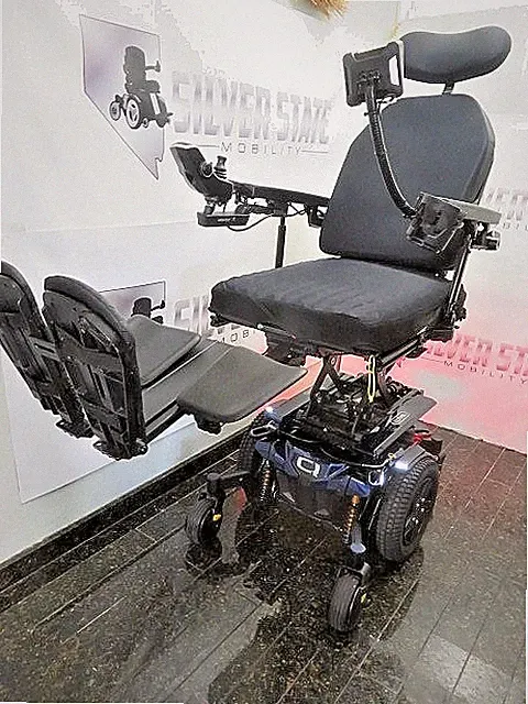 NEW QUANTUM EDGE 3 TILT,RECLINE, 12" iLevel LEGS, rev Camera 7MPH