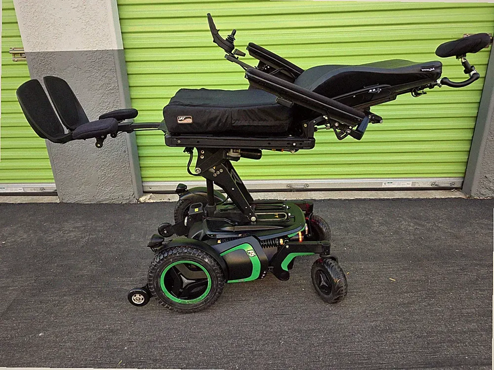 Permobil F5 w/ 14" Seat Lift, Recline,Tilt,Leg 7.5MPH EZ LOCK LIGHTS